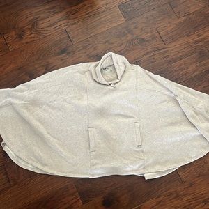 UGG Poncho
